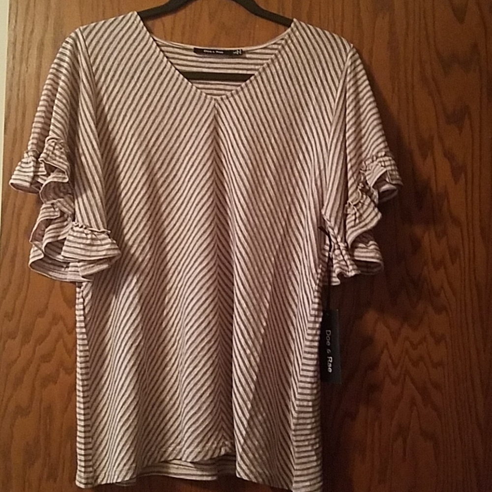 Women's dressy top